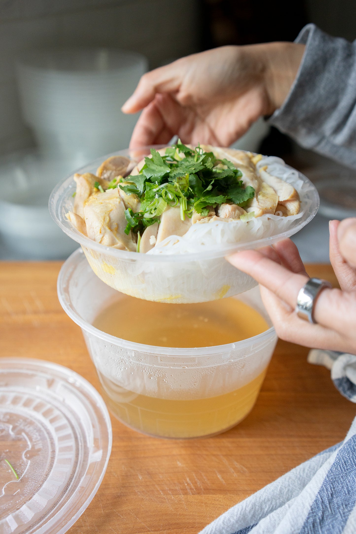 14 sets - 2 in 1 Container: 48 oz Combo Set